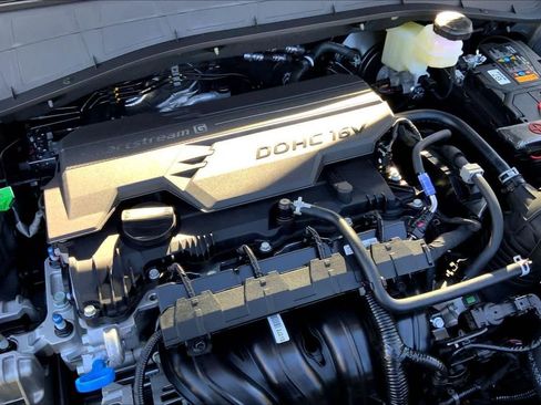 New 2026 Hyundai Kona SE image 17