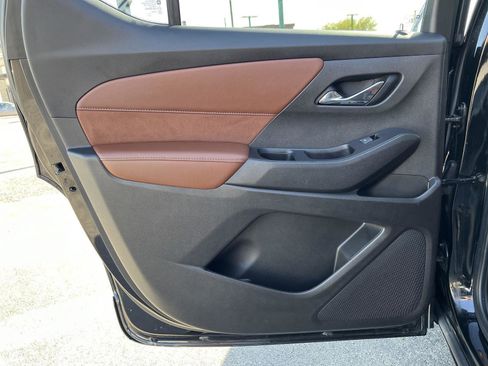 Used 2019 Chevrolet Traverse High Country image 18