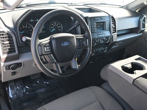 Used 2017 Ford F150 XLT image 10