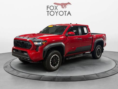 Used 2026 Toyota Tacoma TRD Off-Road AWD/4WD image 1