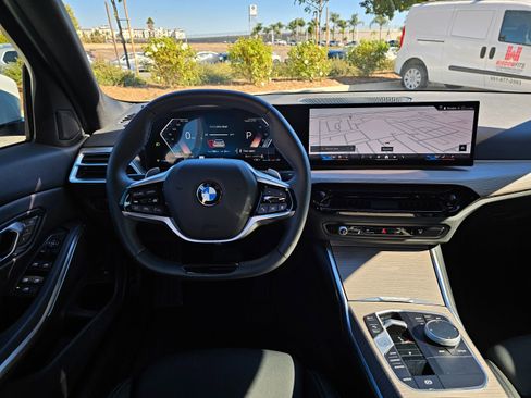 Used 2025 BMW 330i xDrive Sedan image 20