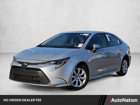 Used 2024 Toyota Corolla LE FWD image 1