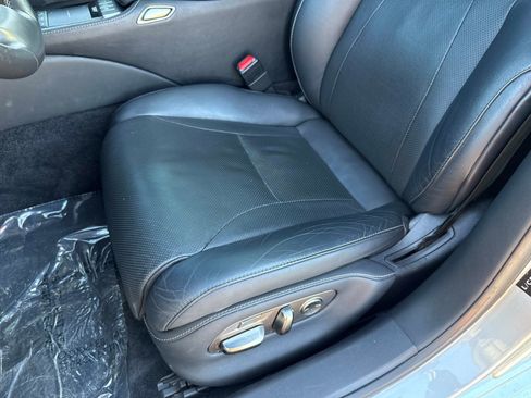 Used 2021 Lexus LS 500 w/ Accessory Package (Z2) image 20