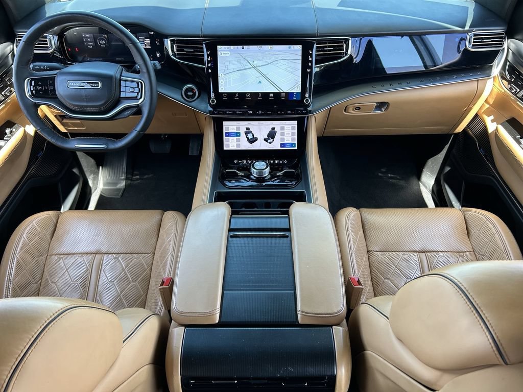Used 2024 Jeep Grand Wagoneer Series III w/ Rear Seat Video Group 1 AWD/4WD image 21