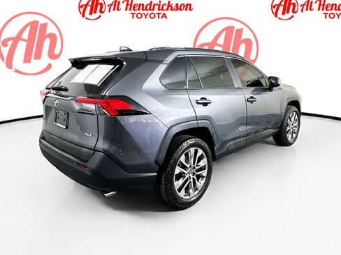 Used 2021 Toyota RAV4 XLE Premium FWD image 3
