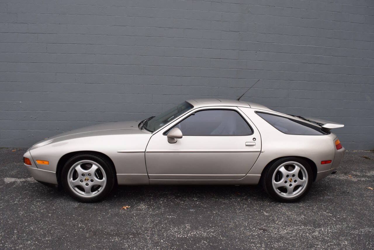 Used 1993 Porsche 928 GTS RWD image 8
