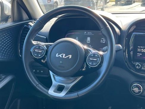 Certified 2023 Kia Soul EX image 16