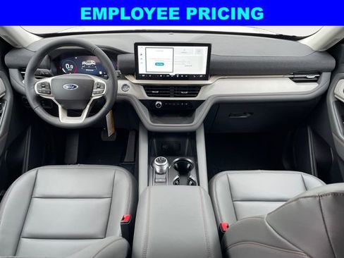 New 2026 Ford Explorer Active w/ Active Comfort Package AWD/4WD image 10