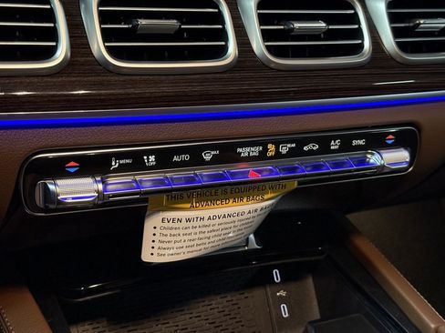 New 2026 Mercedes-Benz GLS 450 4MATIC image 19