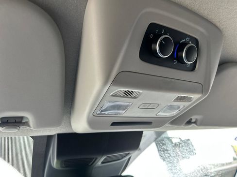 Used 2024 Ford Transit 350 XLT image 14