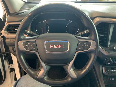 Used 2021 GMC Acadia AT4 w/ Technology Package AWD/4WD image 5