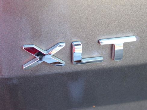 Used 2013 Ford Explorer XLT AWD/4WD image 5