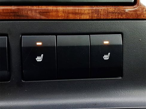 Used 2010 Ford Explorer Eddie Bauer image 17