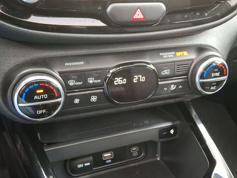 Certified 2023 Kia Soul EX image 16