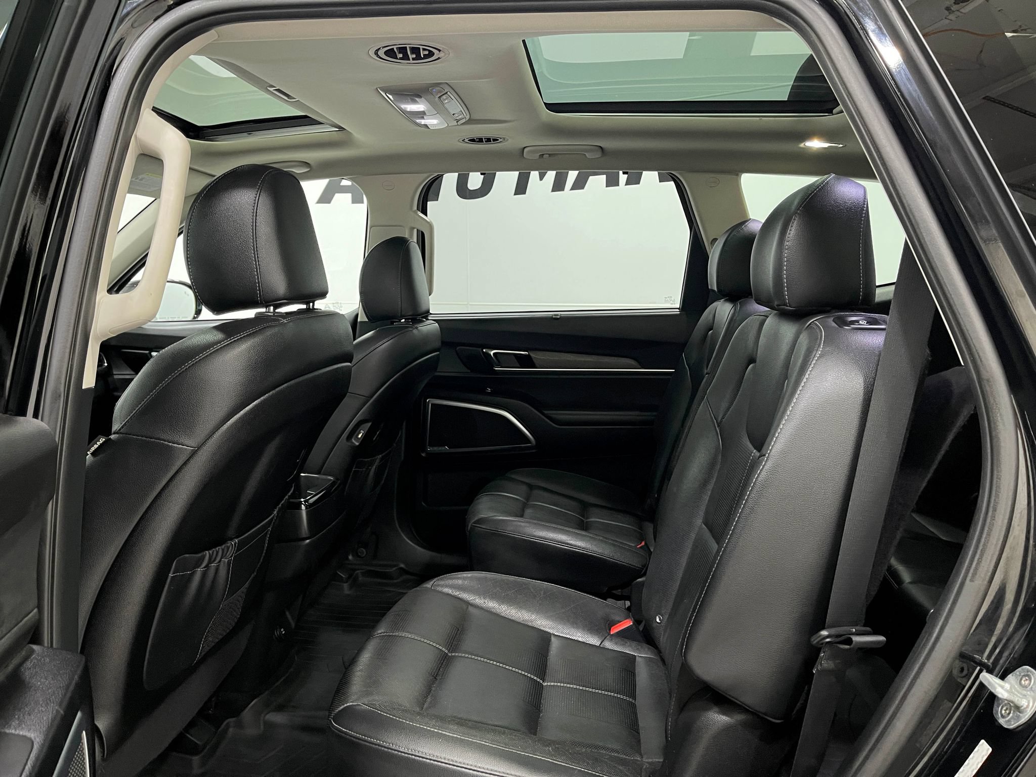 Used 2021 Kia Telluride SX w/ Nightfall Edition Package AWD/4WD image 30