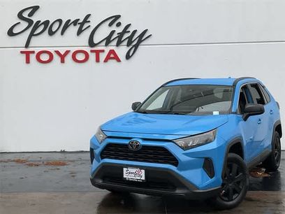 Used 2019 Toyota RAV4 LE