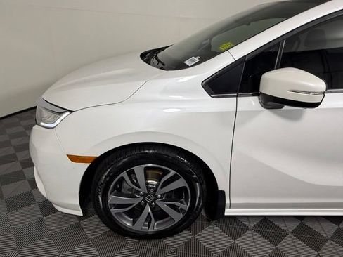 Used 2021 Honda Odyssey Touring image 11