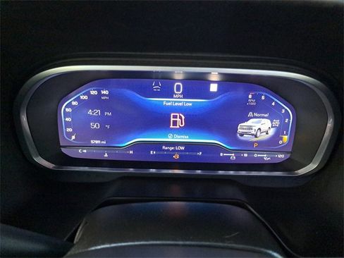 Used 2023 Chevrolet Suburban RST w/ Sport Performance Package image 12