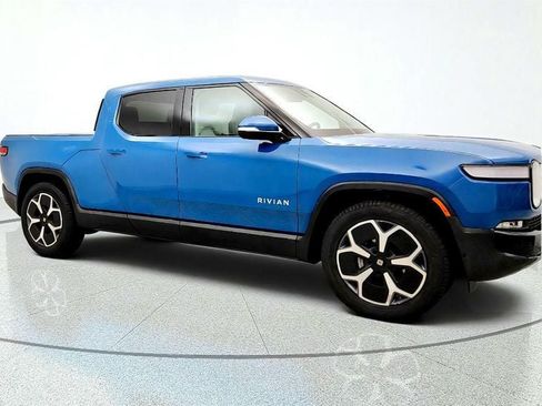 Used 2024 Rivian R1T Adventure Dual AWD/4WD image 3