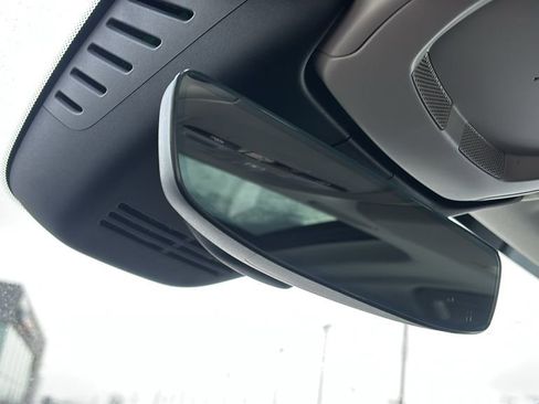 Certified 2024 Volvo XC60 B5 Core w/ Protection Package Premier image 23