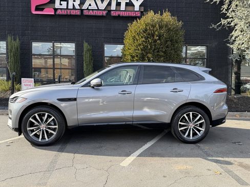 Used 2021 Jaguar F-PACE S image 9