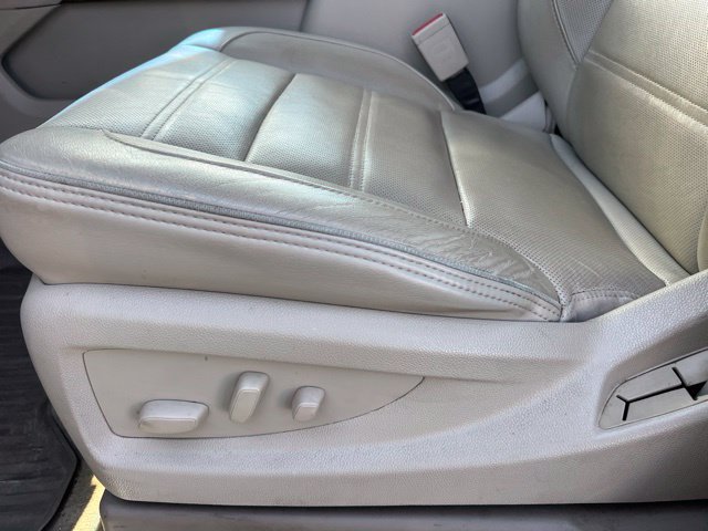 Used 2016 GMC Yukon XL Denali AWD/4WD image 21
