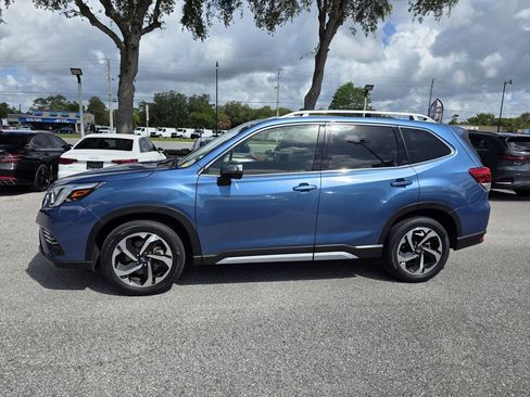 Certified 2023 Subaru Forester Touring AWD/4WD image 5