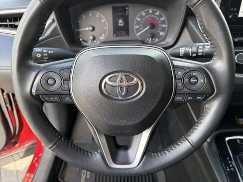 Used 2023 Toyota Corolla Cross LE FWD image 26