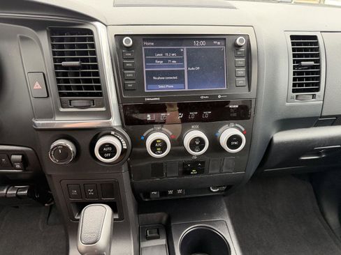 Used 2022 Toyota Sequoia TRD Sport image 11