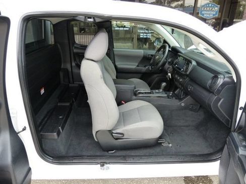 Used 2022 Toyota Tacoma SR RWD image 23