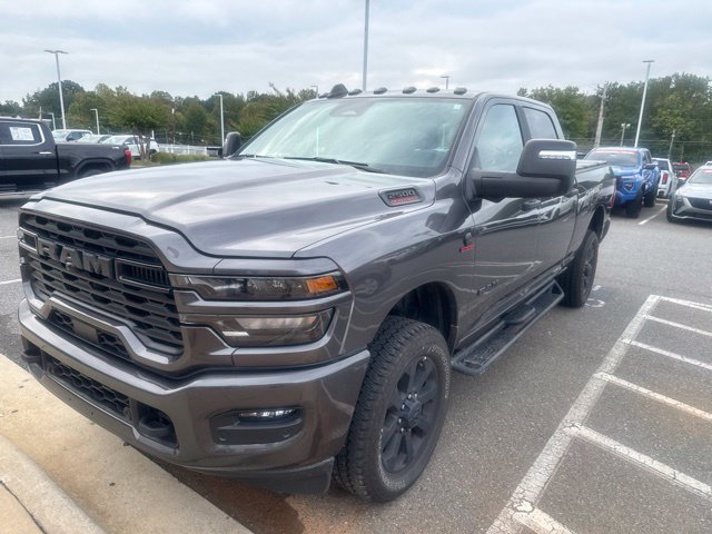 Used 2026 RAM 2500 Big Horn AWD/4WD image 3