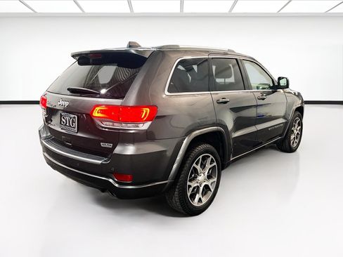 Used 2018 Jeep Grand Cherokee Limited RWD image 4
