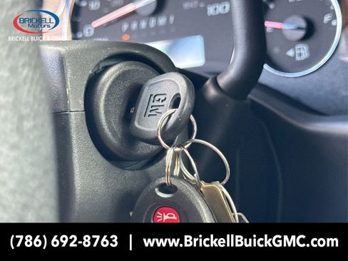 New 2025 GMC Savana 2500 w/ Driver Convenience Package image 29