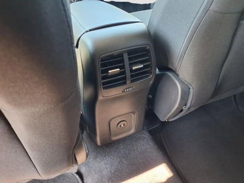 Used 2024 Ford Escape Active FWD image 11