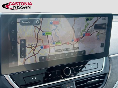 Used 2023 Nissan Altima 2.5 SV w/ SV Premium Package image 17