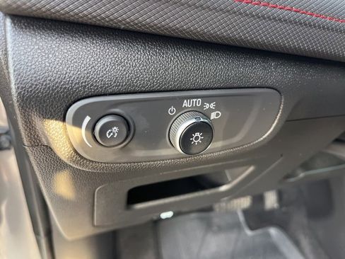 Used 2024 Chevrolet TrailBlazer RS w/ Convenience Package image 17