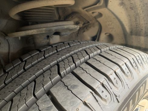 Used 2015 Lexus NX 300h FWD w/ Comfort Package image 12