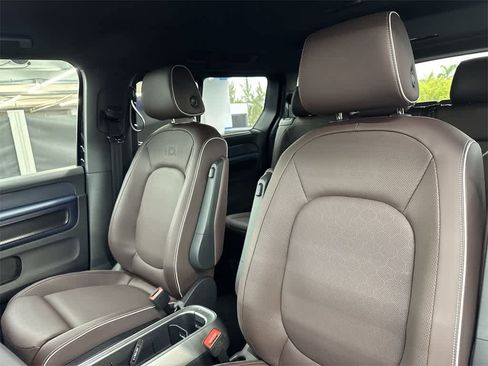 New 2025 Volkswagen ID. Buzz Pro S image 20