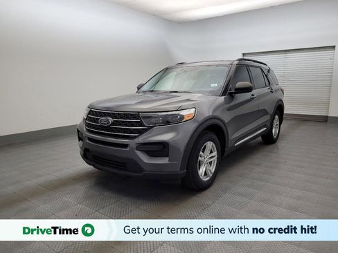 Used 2023 Ford Explorer XLT RWD image 1