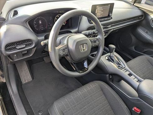 Used 2023 Honda HR-V LX image 10