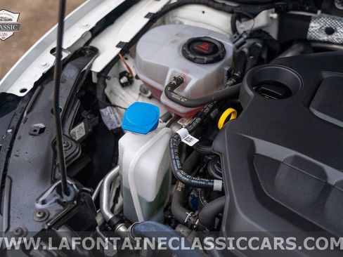 Used 2022 Volkswagen Golf R image 34