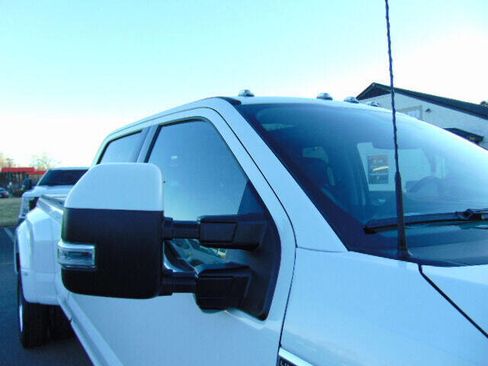 Used 2022 Ford F450 Limited w/ FX4 Off-Road Package image 78