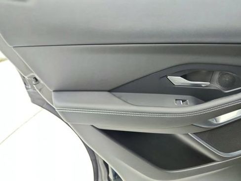 Used 2024 Jaguar E-PACE R-Dynamic SE image 31