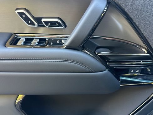 New 2026 Land Rover Range Rover Sport Dynamic SE image 15