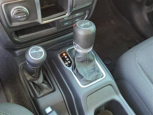 Used 2023 Jeep Wrangler Sport image 19