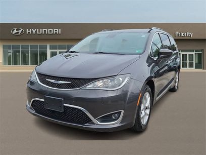 Used 2019 Chrysler Pacifica Touring-L Plus w/ Advanced Safetytec Group