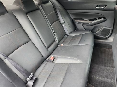 Certified 2023 Nissan Altima 2.5 SR w/ SR Premium Package FWD image 17