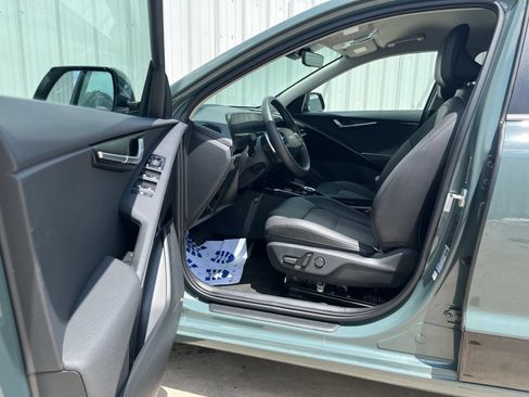 Used 2023 Kia Niro Wind FWD image 10