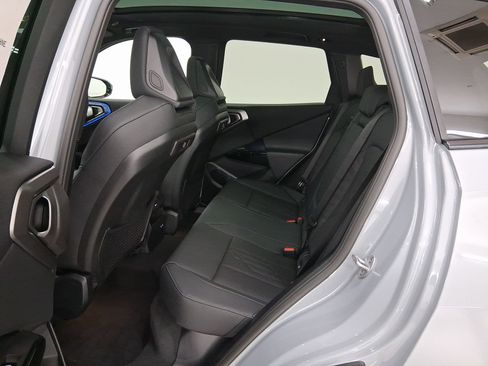 New 2026 BMW X3 xDrive30 w/ M Sport Package image 12