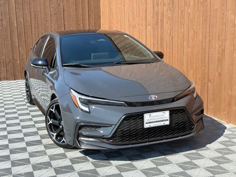 Used 2025 Toyota Corolla FX w/ Convenience Package image 9